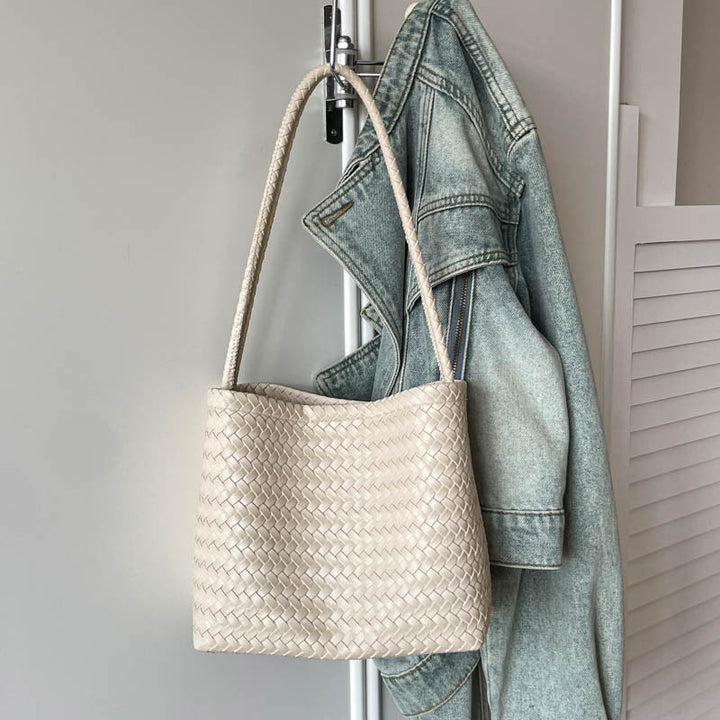 Handcrafted ven Leather Tote Kalsten