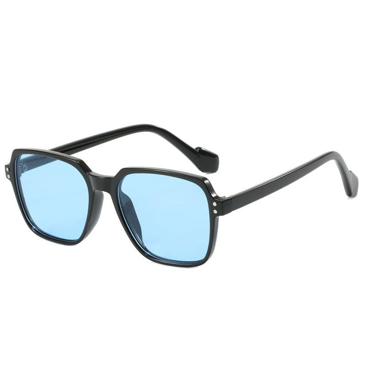 Women's fashion sunglasses with bold, rectangular lenses Kalsten