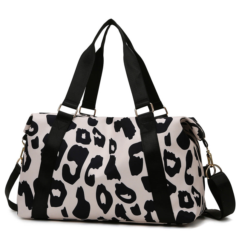 Sporty Tote Bag with Elegant Leopard Pattern Kalsten