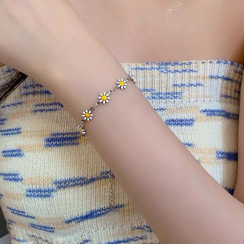 Flower Charm Bracelet Kalsten