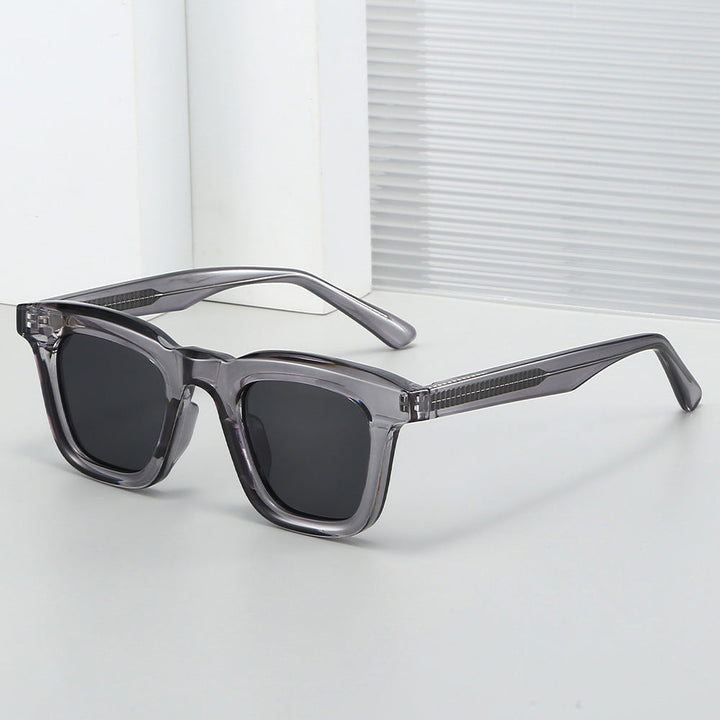 Women's fashionable sunglasses in modern square design with high UV protection Kalsten