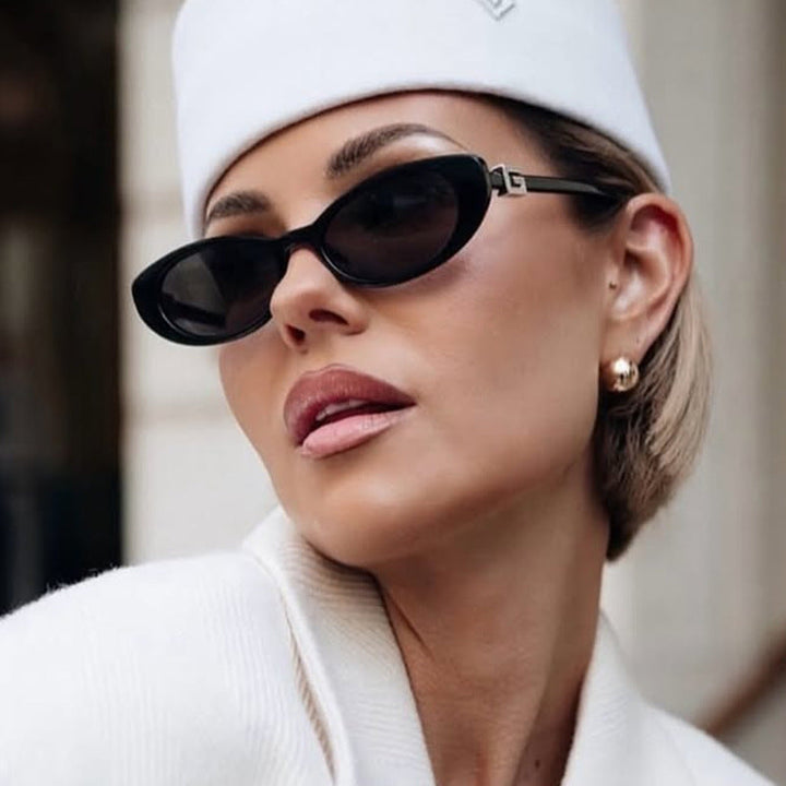 Women elegant Cat-Eye sunglasses with fine accents Kalsten