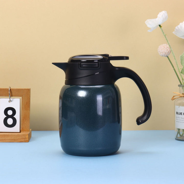 Ladies thermal carafe with practical spout and double-walled technology Kalsten