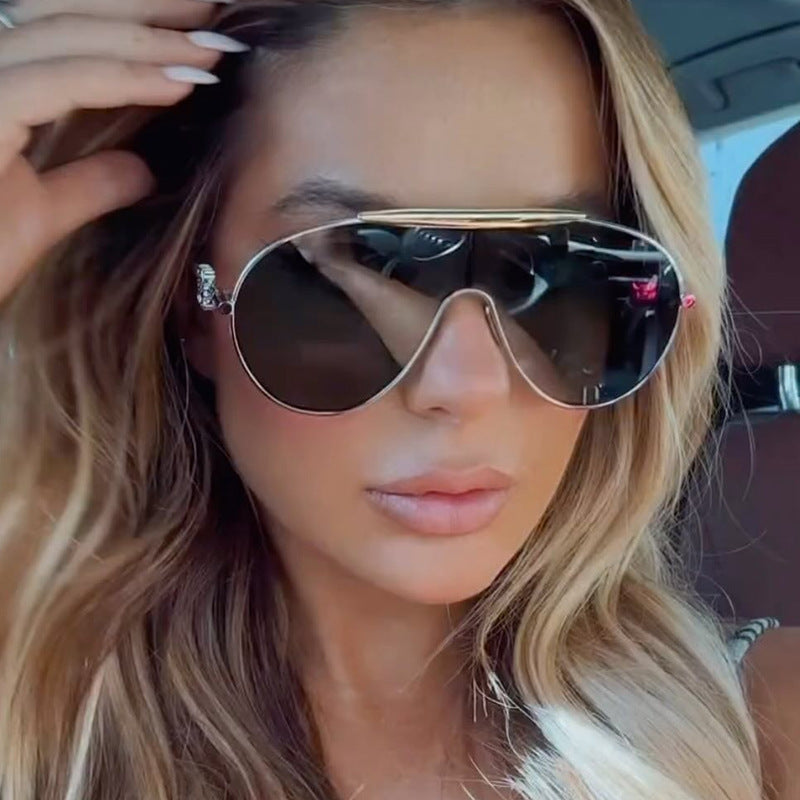Women sporty Shield sunglasses Kalsten