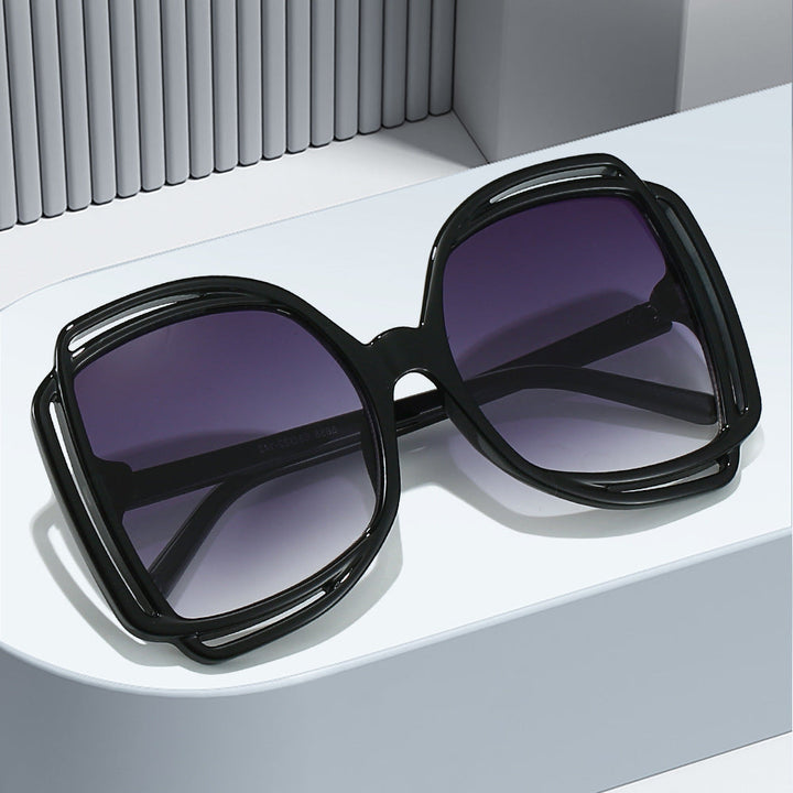 Ladies Fashion Sunglasses with Modern Frame Kalsten