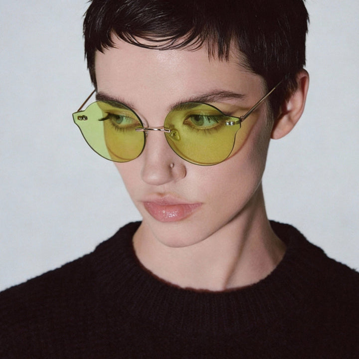 Women's sunglasses in a unique, elegant design Kalsten