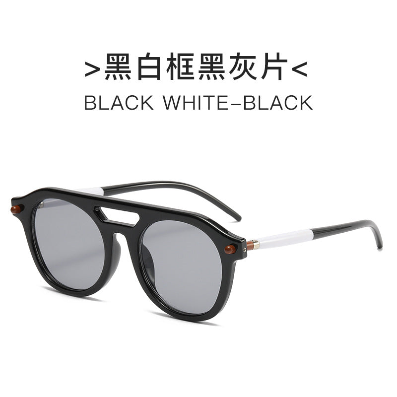 Ladies exclusive sunglasses with striking tortoiseshell pattern and sturdy frame Kalsten