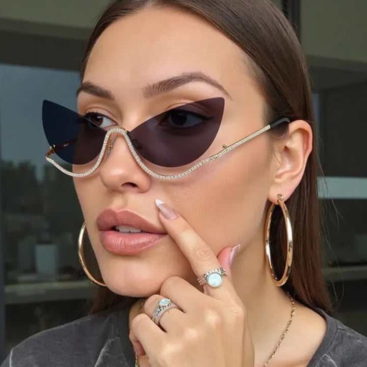 Women's extravagantly shaped Cat-Eye sunglasses with sparkling appliqués Kalsten