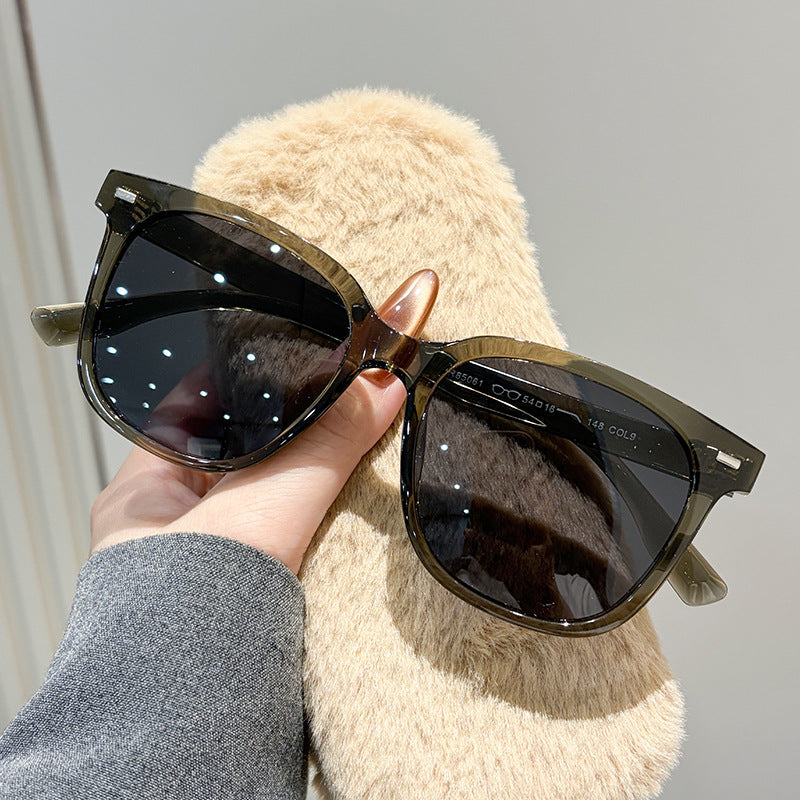 Women's fashionable sunglasses in elegant oversized design Kalsten