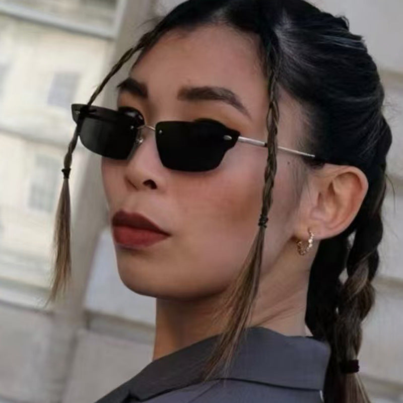 Women's geometric sunglasses with delicate frame and transparent lenses Kalsten