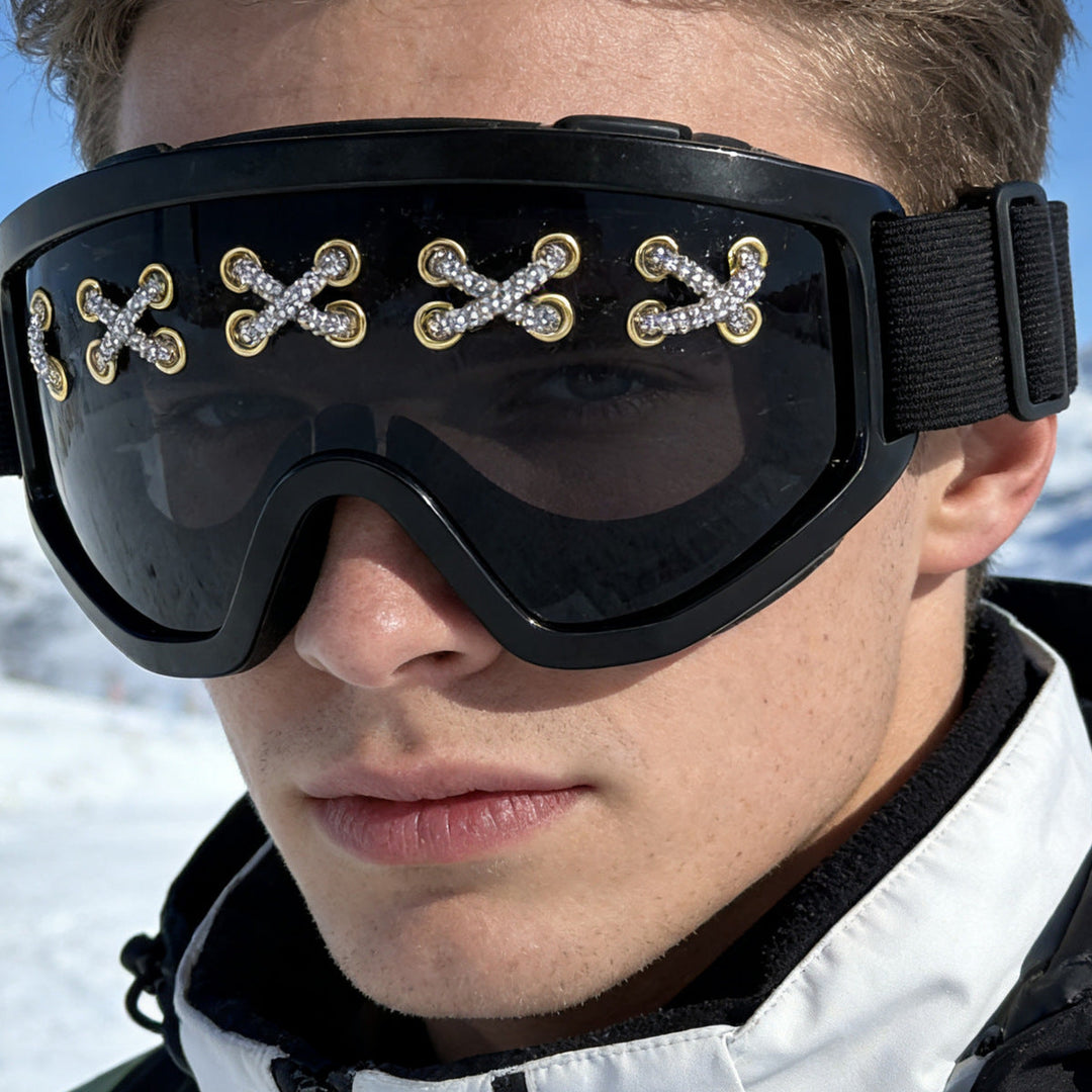 Women's sporty protective goggles in modern design with innovative details Kalsten