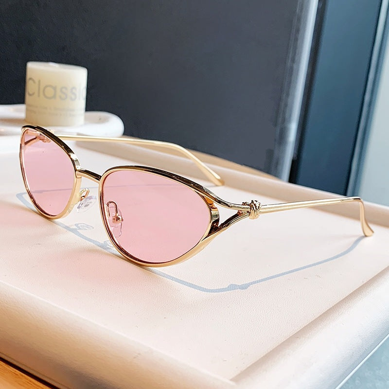 Women Cat-Eye Sunglasses with Elegant Golden Frame and Polarized Lenses Kalsten