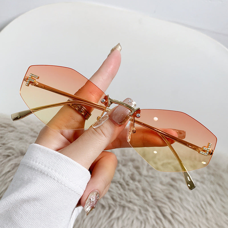 Women's designer sunglasses with innovative hexagonal frame Kalsten