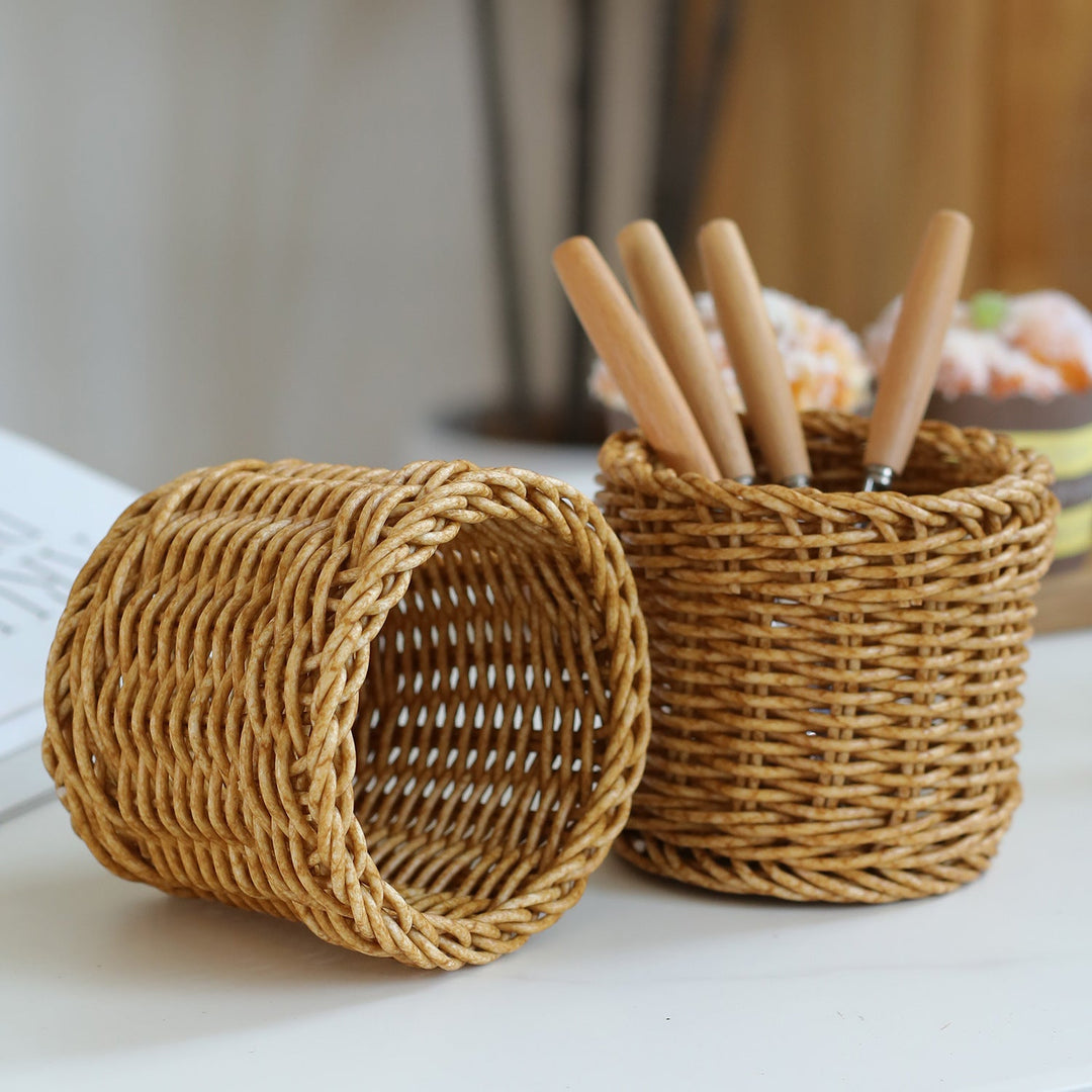 Unisex Handwoven Plant Pot Kalsten