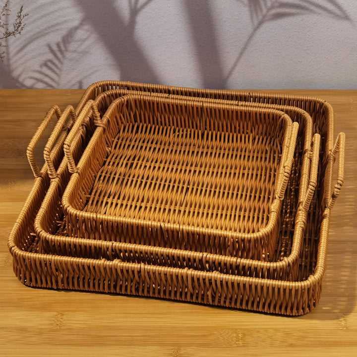 Ladies round willow baskets by Kalsten