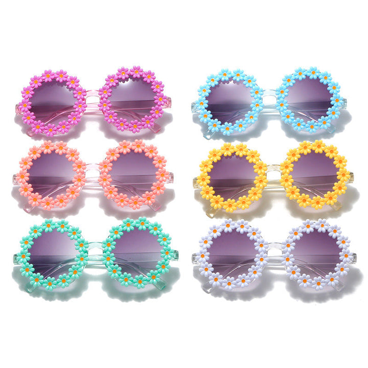 Women stylish sunglasses with floral applications Kalsten