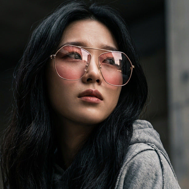Women's geometric sunglasses with luxurious metal frame Kalsten
