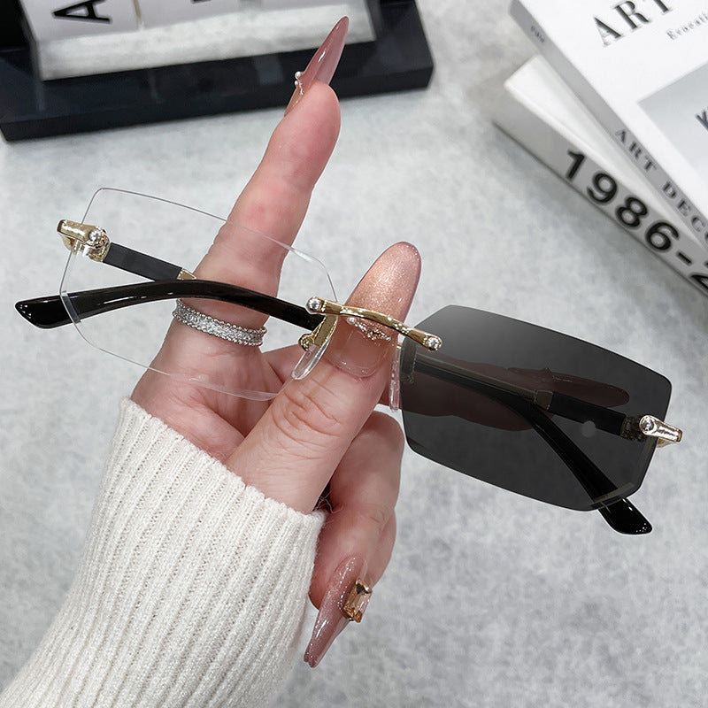 Ladies elegant and fashionable sunglasses with transparent frame Kalsten