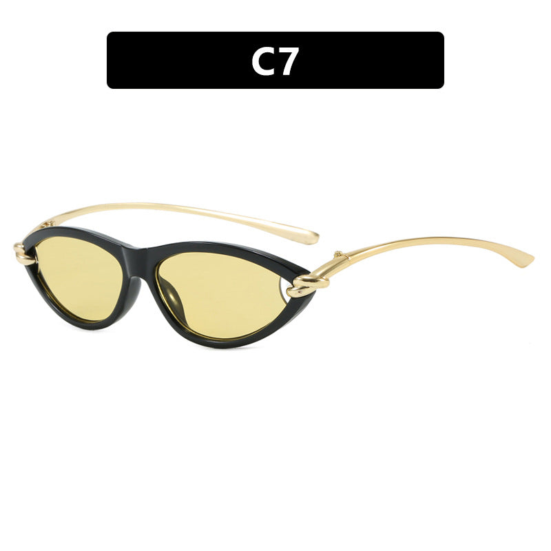 Women's Cat-Eye Sunglasses with Elegant Metal Frame and Protective UV Filter Kalsten
