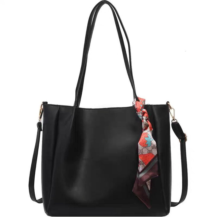 Modern Handbag with Adjustable Shoulder Strap Kalsten