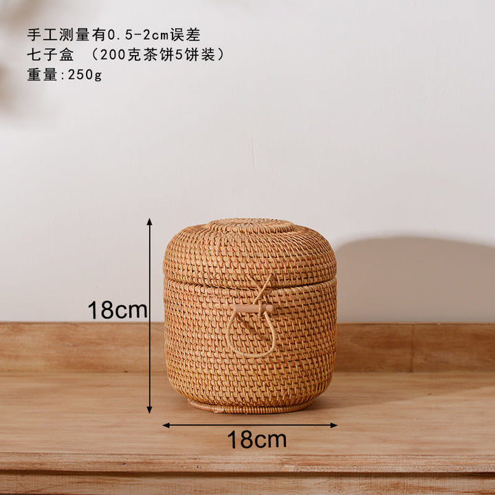 Women's round storage basket made of woven natural material Kalsten