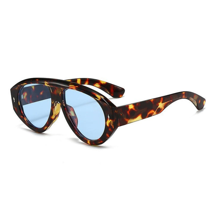 Women's modern fashion sunglasses in futuristic design Kalsten