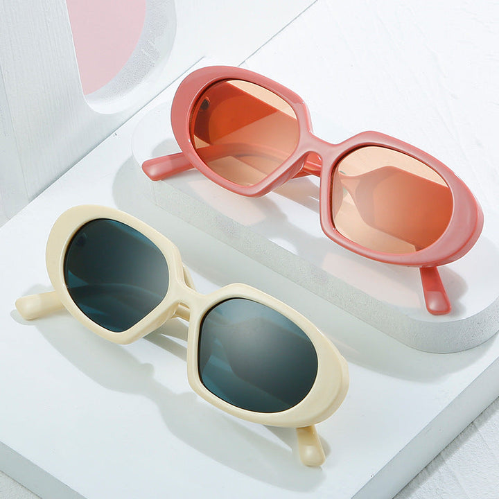Women's fashionable sunglasses with unique design and stylish logo Kalsten