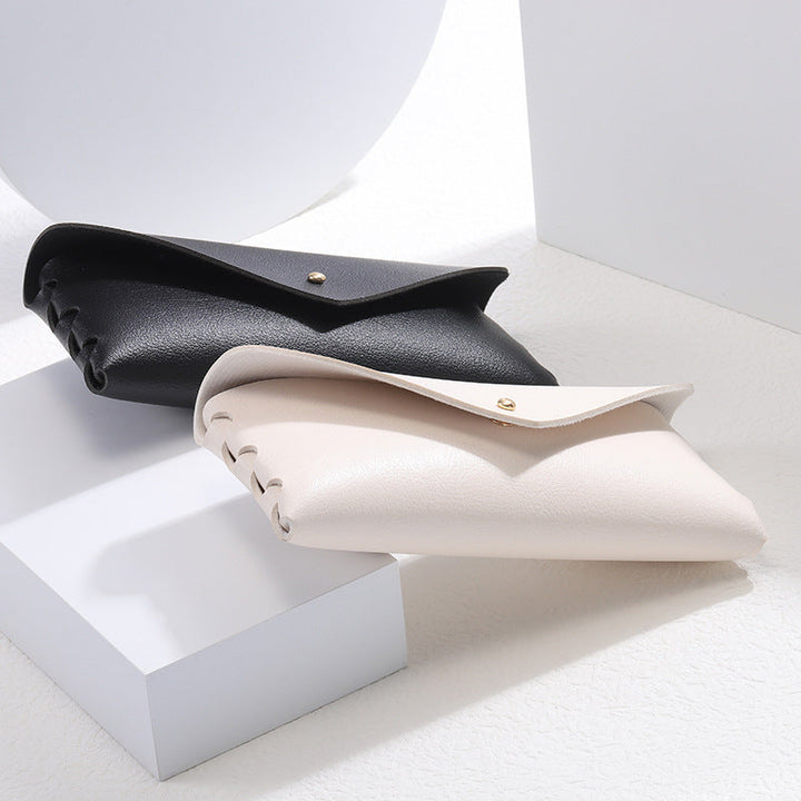 Elegant Phone Case in Minimalist Leather Design Kalsten