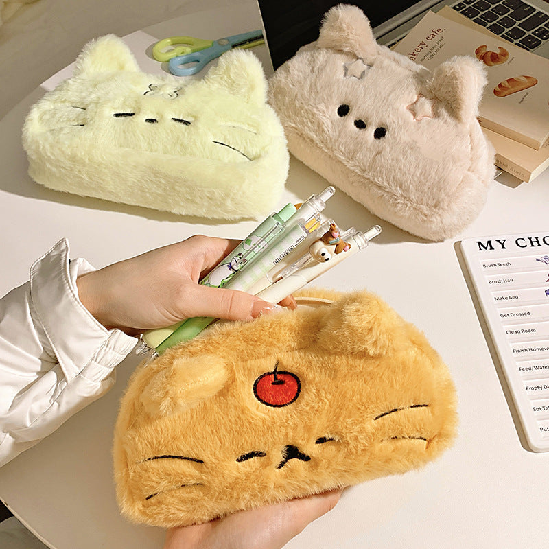 Fluffy cosmetic bag Kalsten
