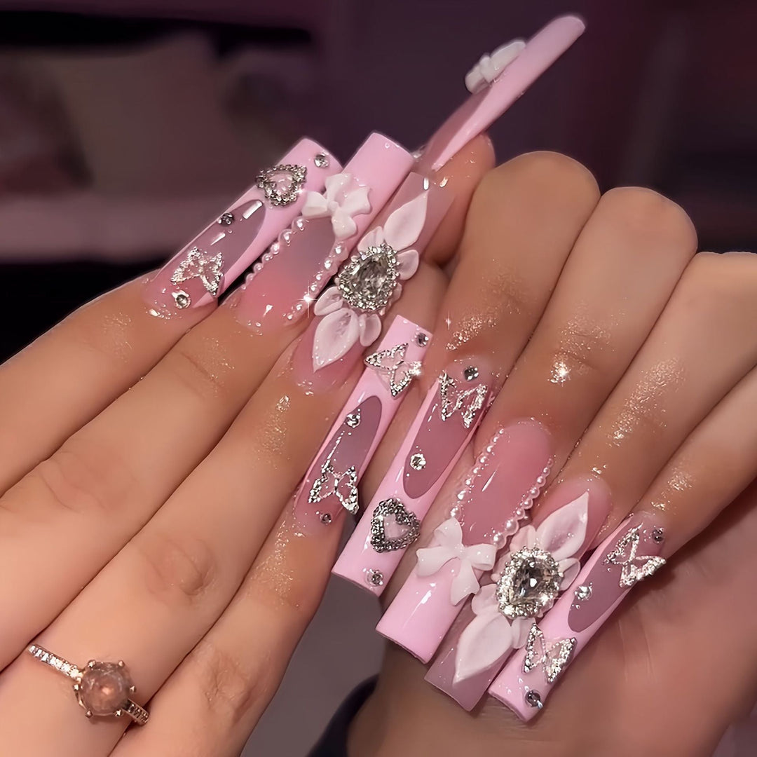 Decorative Press-On Nail Set Kalsten