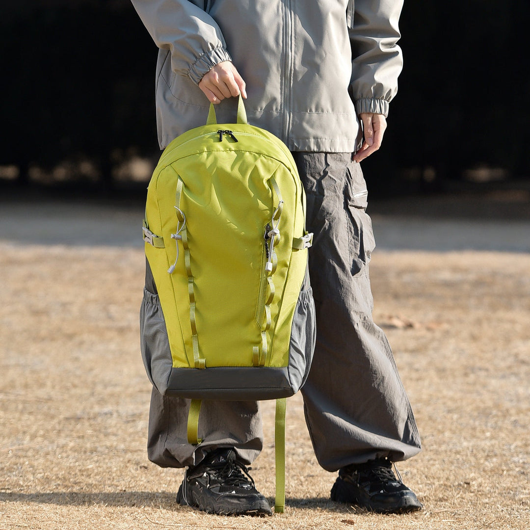 Unisex nan robust outdoor backpack with padded laptop compartment, side mesh pockets and adjustable compression straps Kalsten