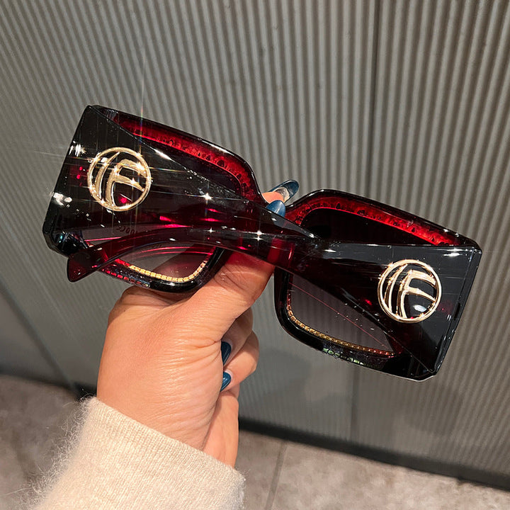Women's sunglasses with rhinestone decorated frame Kalsten