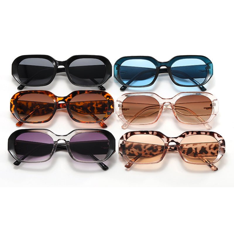 Women’s fashionable geometric sunglasses with robust design Kalsten