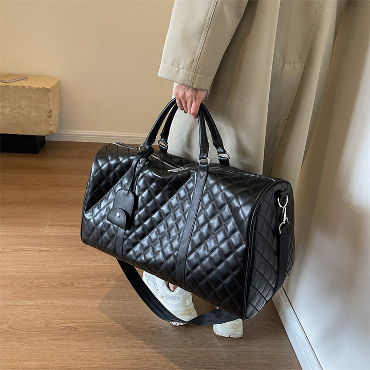 Fashionable travel bag with high-quality stitching and practical carrying options Kalsten
