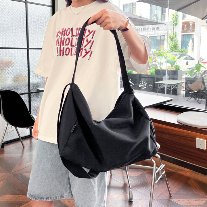 Everyday bag with spacious interior and detachable shoulder strap Kalsten