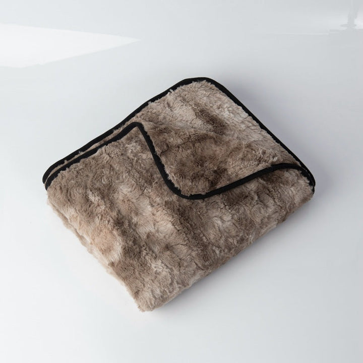 Women Cozy Blanket with Velvety Surface Kalsten
