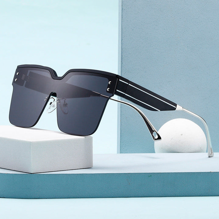 Women Fashion Sunglasses with Geometric Design and UV Protection Kalsten