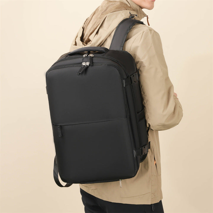 Versatile Backpack for Everyday and Travel Kalsten