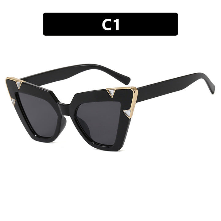 Women's Cat-Eye Sunglasses with Luxurious Design and Protective UV Filter Kalsten