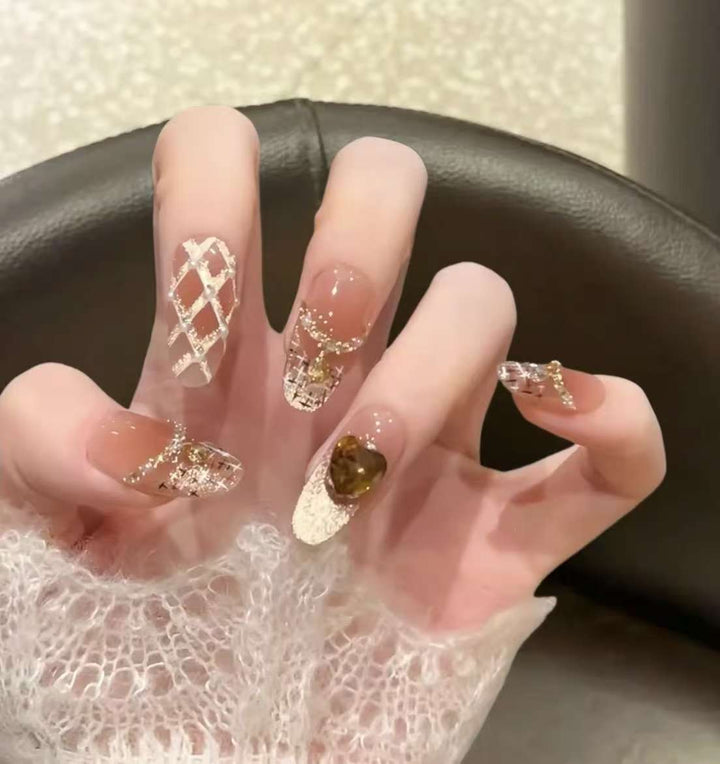 Artificial nails with elegant ombre finish Kalsten