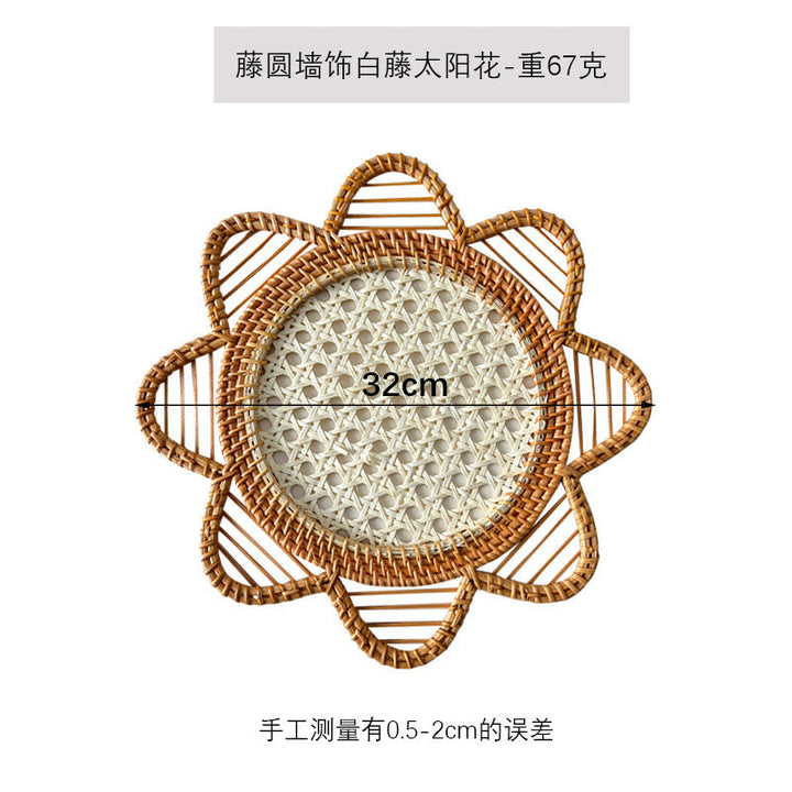 Ladies Elegant handcrafted rattan underlay Kalsten