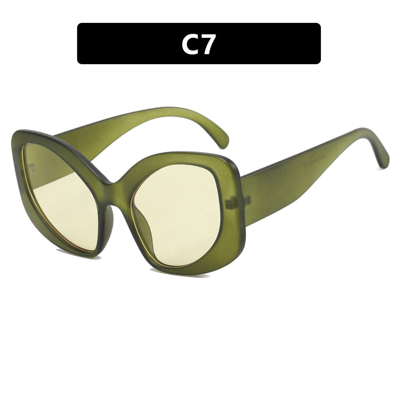 Women's oversized sunglasses in a modern design Kalsten