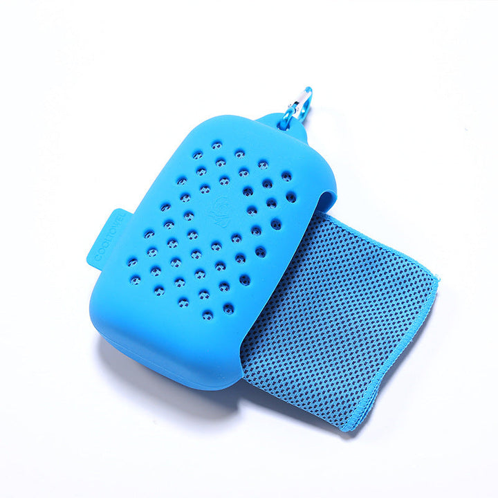 Women Portable Silicone Case with Integrated Cleaning Cloth Kalsten