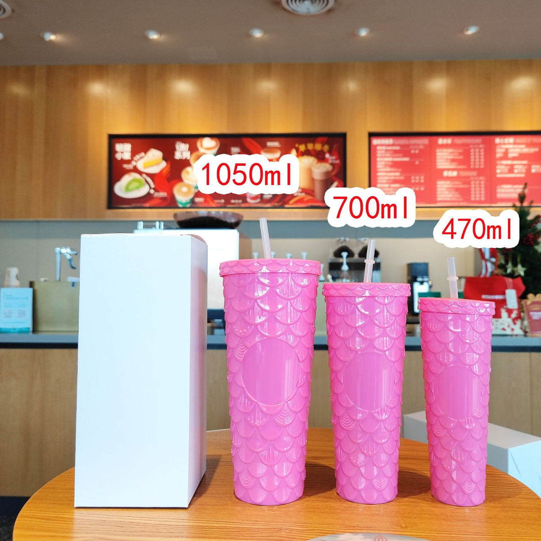 Ladies trendy drinking cups in wave pattern Kalsten