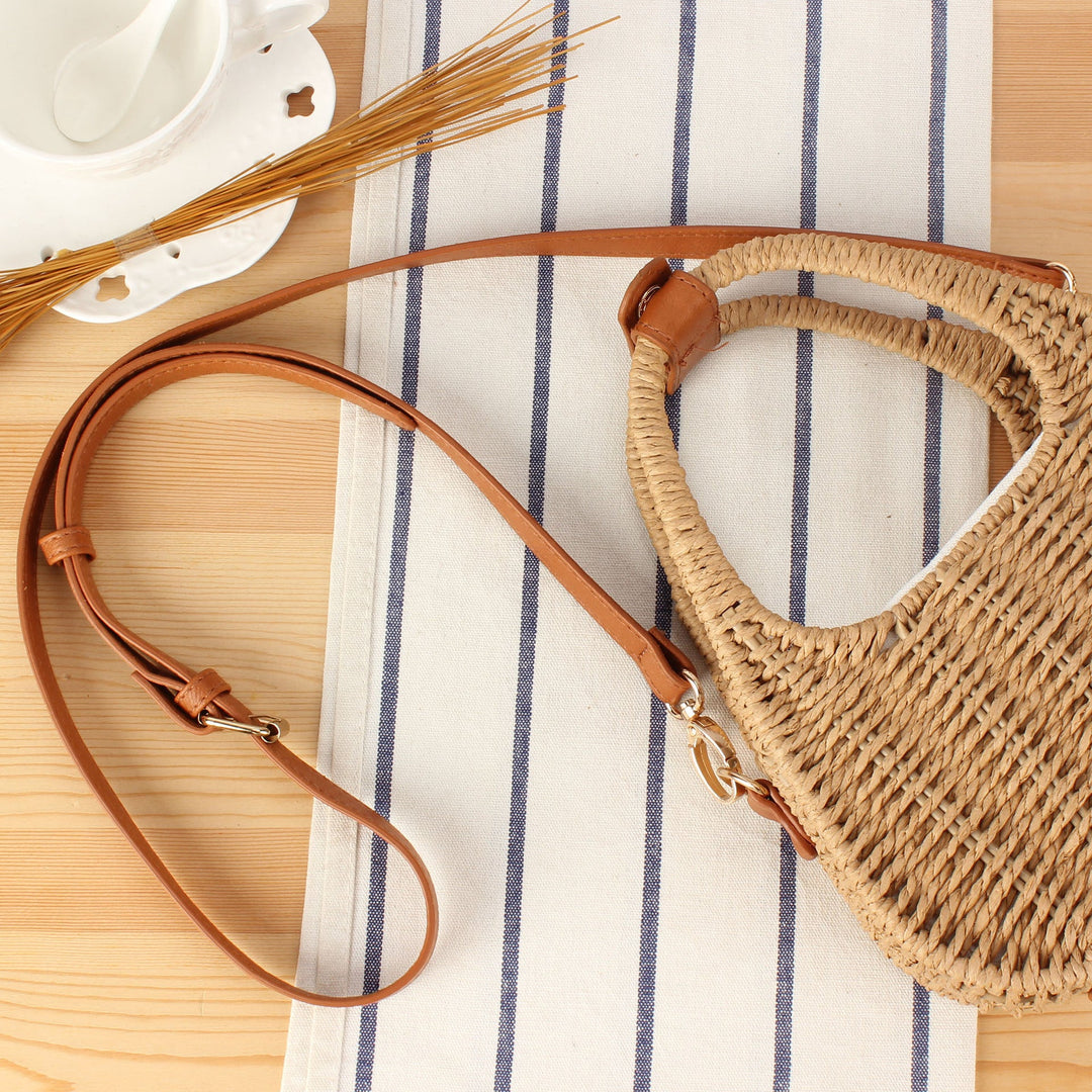 Shoulder bag made of woven natural material with elegant leather accent Kalsten