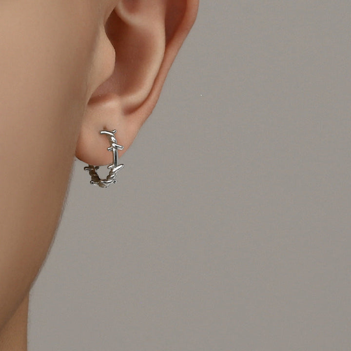 Fashionable and Elegant Ear Hoops Kalsten