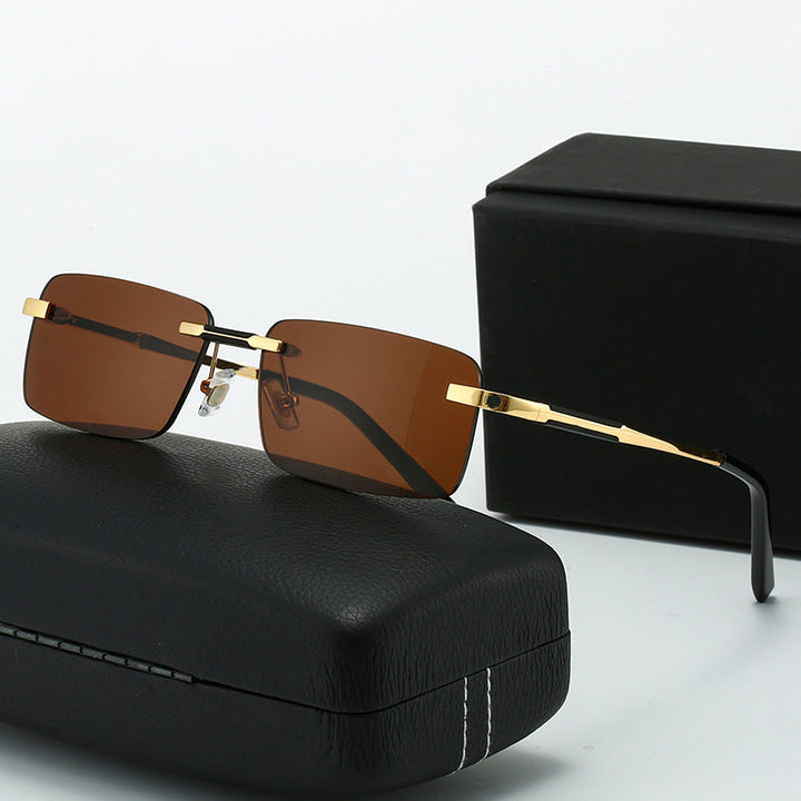 Women's sunglasses in modern rectangular design with luxurious metal elements Kalsten