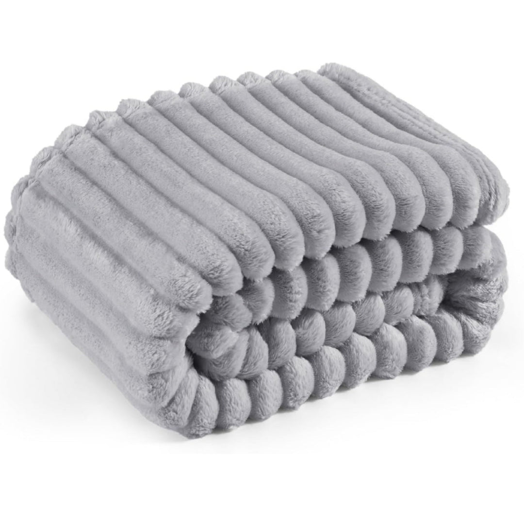 Cozy Plush Throw Blanket Kalsten