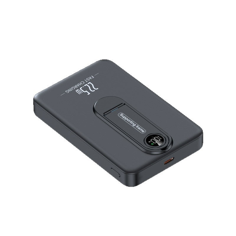 Portable Qi charging power bank with integrated fast charging function and digital display Kalsten