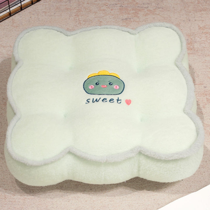 Plush pillow with animal-friendly design Kalsten